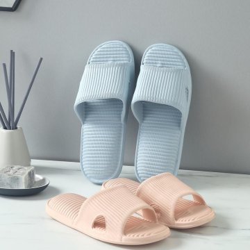 实物演示：S.S.PRINCESS舒适情侣款浴室拖鞋–2双装